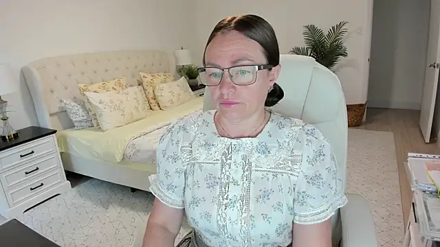 Vika73's Webcam Show