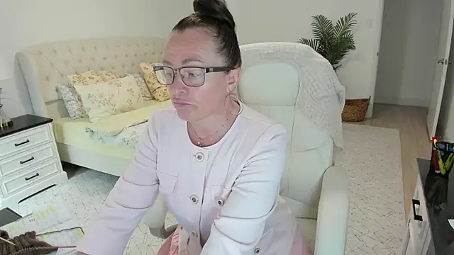 Vika73 网络视讯表演