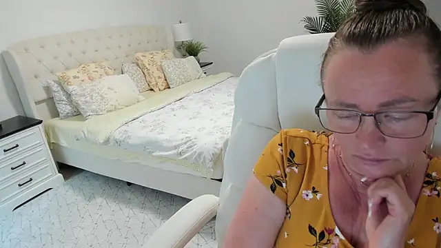 Vika73 Webcamshow