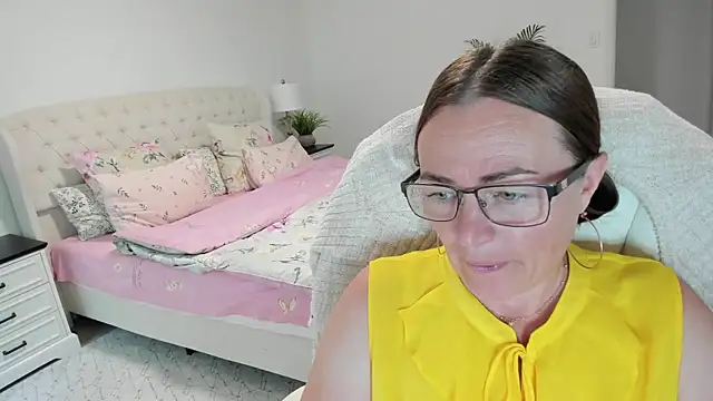 Vika73's Webcam Show