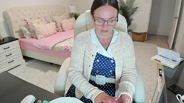 Vika73 网络视讯表演