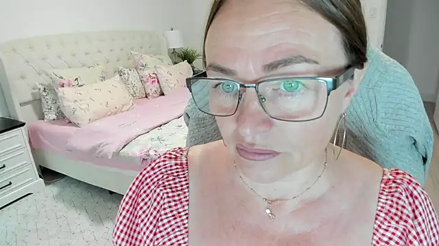 Vika73's Webcam Show
