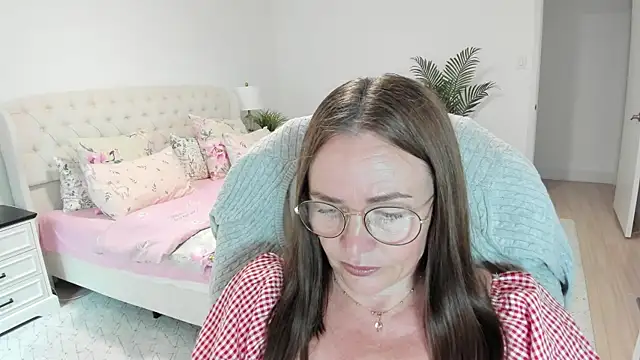 Vika73's Webcam Show
