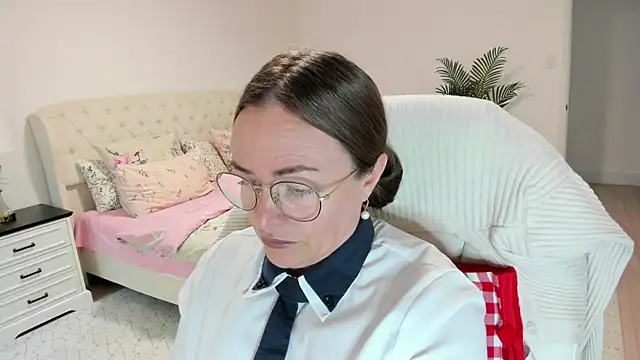 Vika73's Webcam Show
