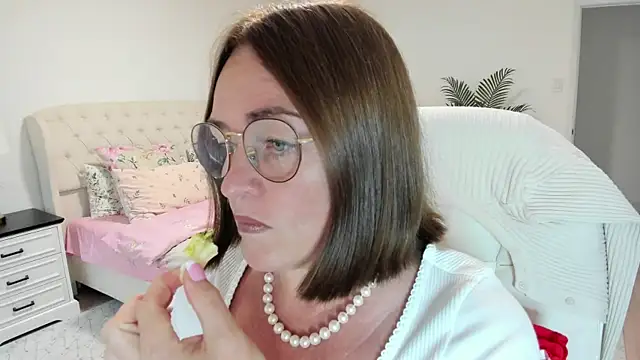 Vika73 Шоу с уебкамера