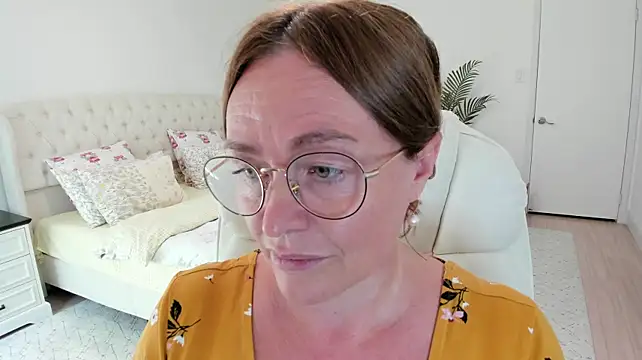 Vika73's Webcam Show