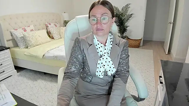 Vika73's Webcam Show