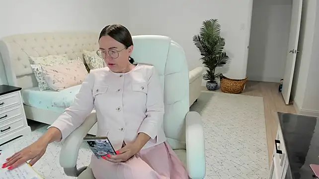 Vika73 Adlı Modelin Web Kamerası Şovu