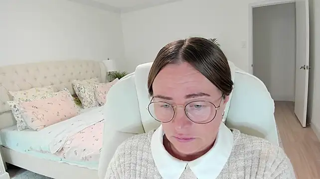 Show modela Vika73 na web-kameri