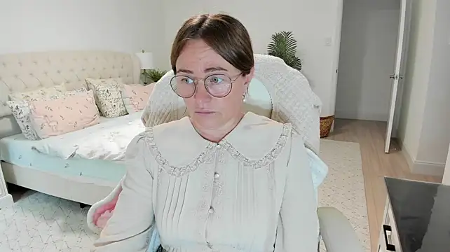 Vika73 网络视讯表演