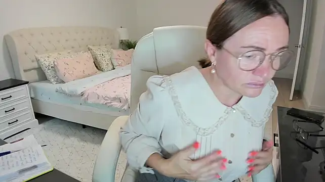 Vika73's Webcam Show