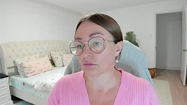 Vika73's Webcam Show