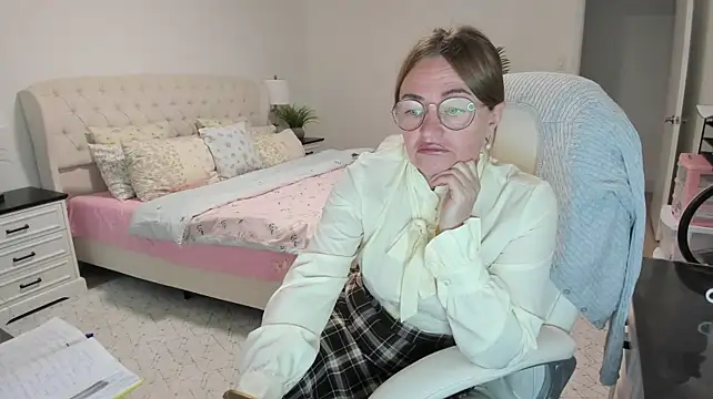 Vika73 Webcam Show