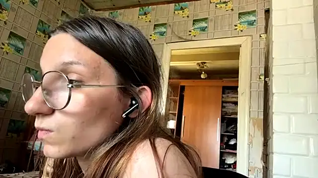 SparkleJebb Adlı Modelin Canlı XXX Sohbeti