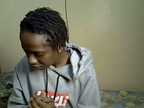 Chat +18 de Pearl_petite ao vivo