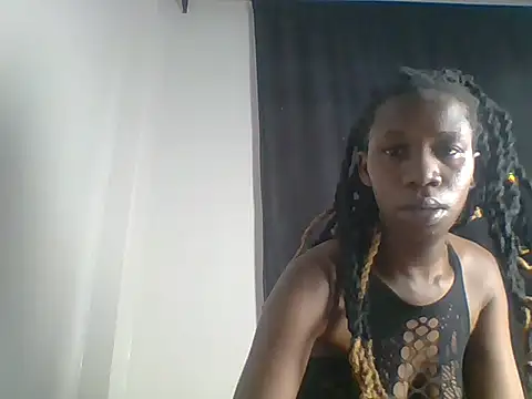 Show modela kee_vigin na web-kameri