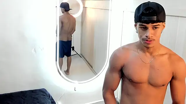 Joao_da_silva19's Webcam Show