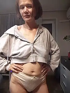SarahSimpson Adlı Modelin Canlı XXX Sohbeti