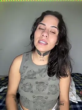 Show modela MadisonYoung000 na web-kameri