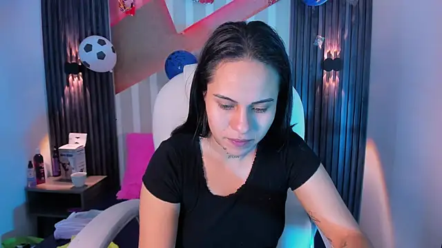Show de MadisonYoung000 na webcam
