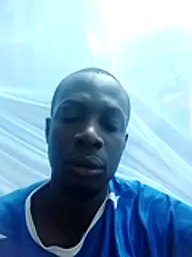 Lawal-Briana Pertunjukan Webcam