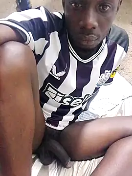 Lawal-Briana Pertunjukan Webcam