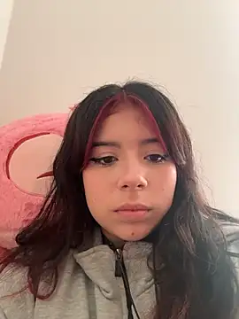 softdoll-_ Webcamshow