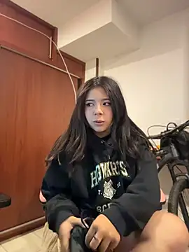 softdoll-_'s Live XXX Chat