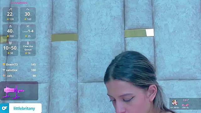 חדר צ'אט בשידור חי של BritanyBlossom