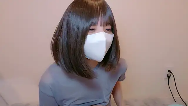 --Mirika-- Show Webcam
