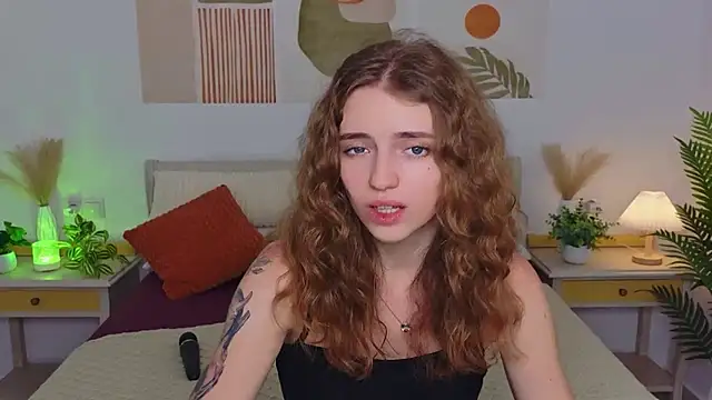 TayloryStar Chat XXX live