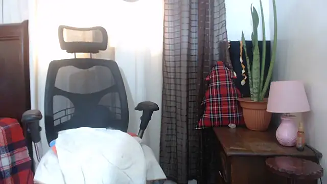 Živá chatovací místnost jenny_milf69