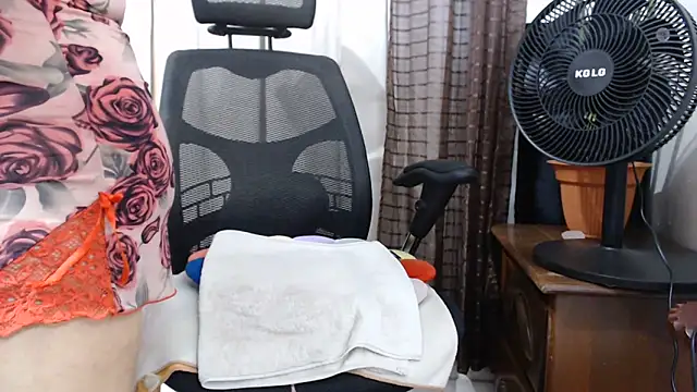 jenny_milf69 网络视讯表演