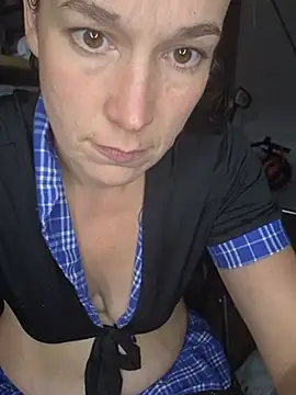 Aliciadelicieuse's Live XXX Chat