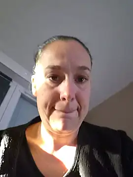 Aliciadelicieuse Pertunjukan Webcam