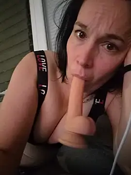 Chatroom XXX en direct de Aliciadelicieuse