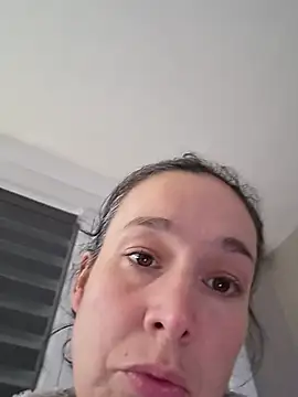 Aliciadelicieuse Chat XXX in diretta