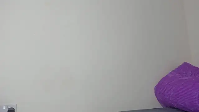 Chat ao vivo de Real_Slim_Thick