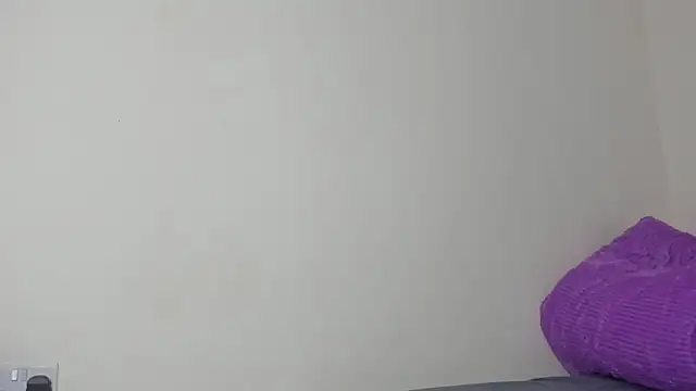 Živá chatovací místnost Real_Slim_Thick