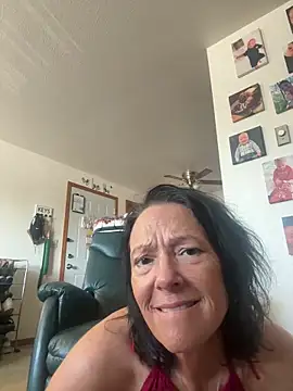sassybrunette75 Show in webcam