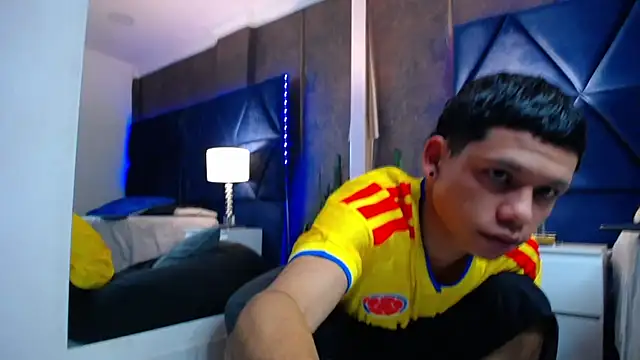 ThiagoFerrer_ Pertunjukan Webcam