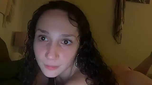 Show modela pupp3txox na web-kameri