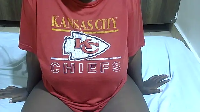 RawHoneyXo- Chat XXX in diretta