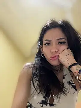 Chat +18 de Brendasantana ao vivo