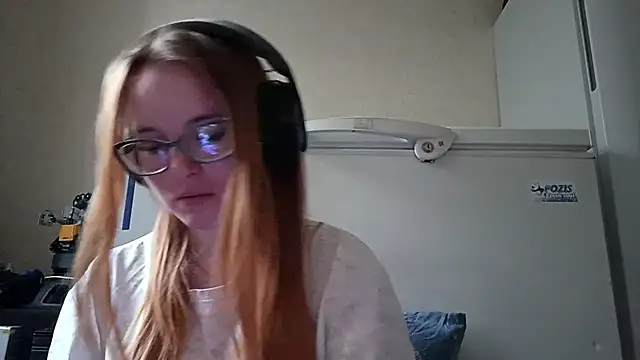 JennieSpotted: διαδικτυακό σόου στην κάμερα
