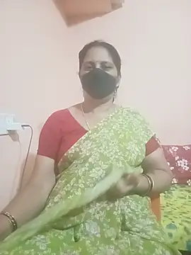 โชว์เว็บแคมของ sadhana_telugu