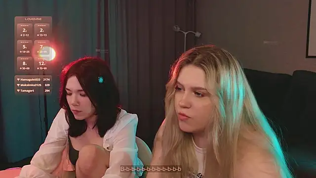 velourrra webcam show