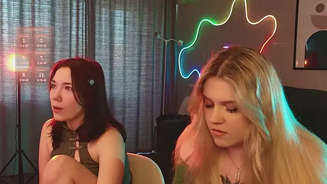 velourrra Webcam Show