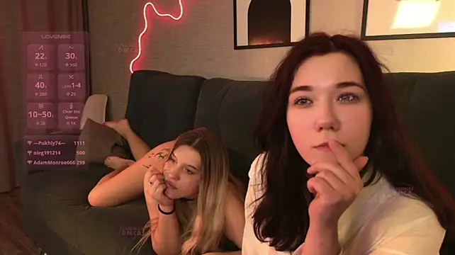 velourrra's Webcam Show