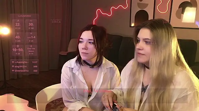 velourrra Show in webcam